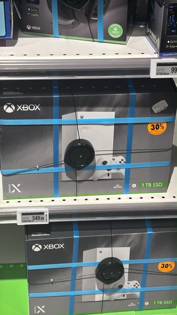 Console Xbox Series X blanche en stock à Auchan Cloche d’Or