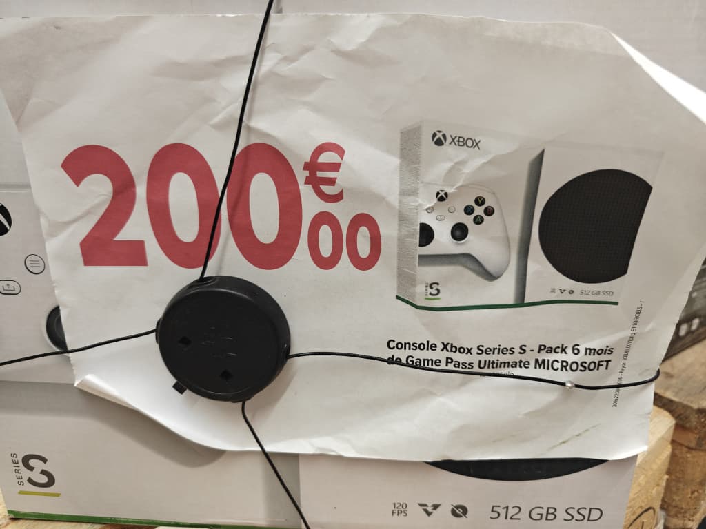 Console Xbox Series S 512 Go + 6 mois de Game Pass à prix réduit